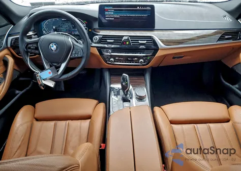 2023 BMW 530Xe z USA, uszkodzony, nr VIN WBA33AG03PCN37869